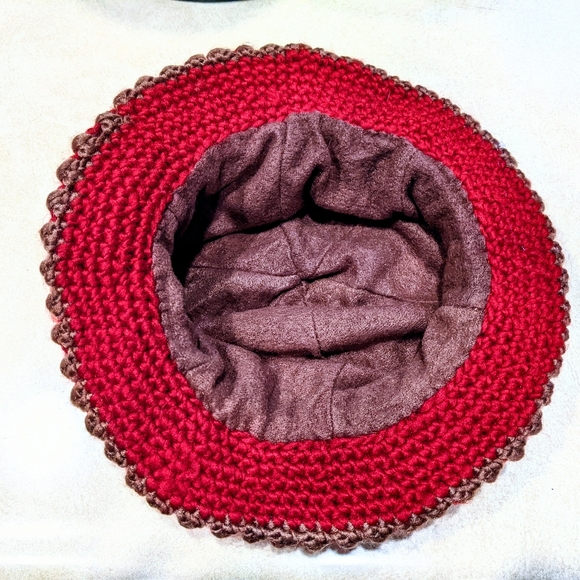 Hand knit burgundy red chunky plush hat lined boho stretchy warm indie cute - Picture 5 of 5